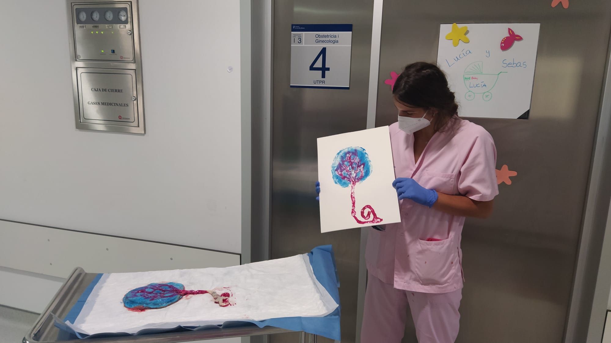 Arte que nace de la placenta en Ibiza