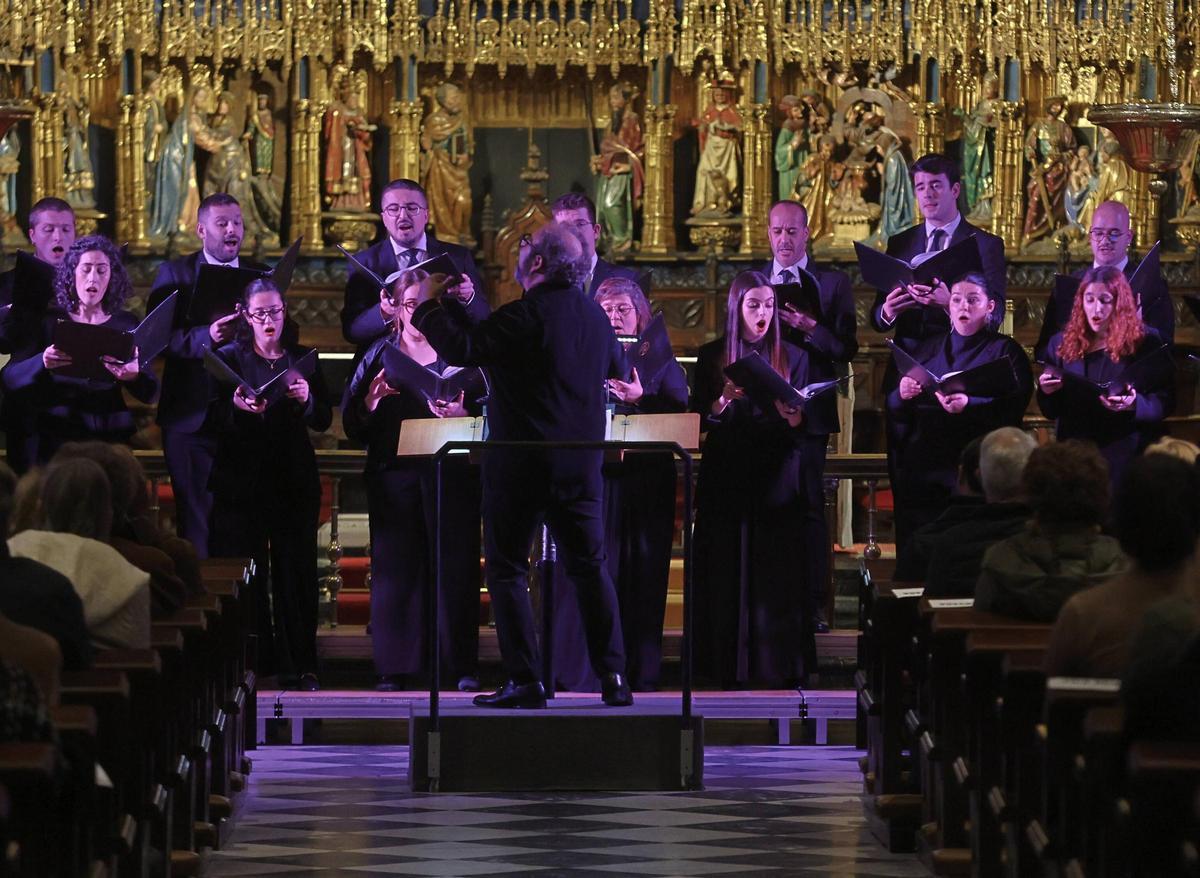 Una actuación reciente del coro León de Oro