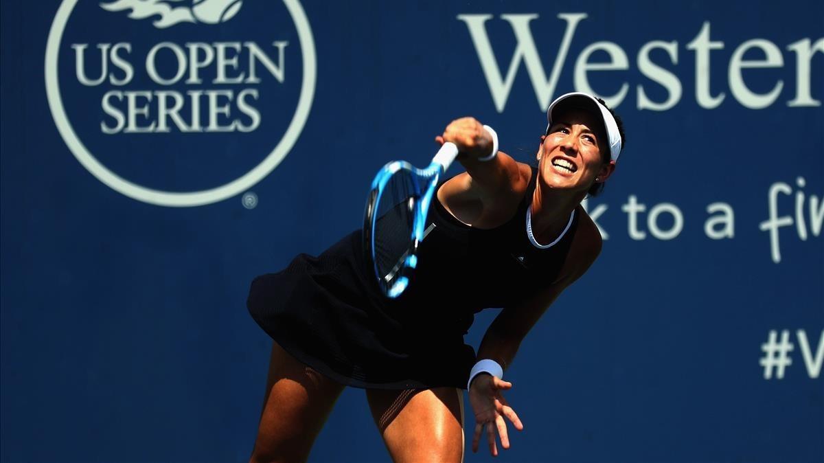 jcarmengol39753408 mason  oh   august 20  garbine muguruza of spain returns a s170820210400