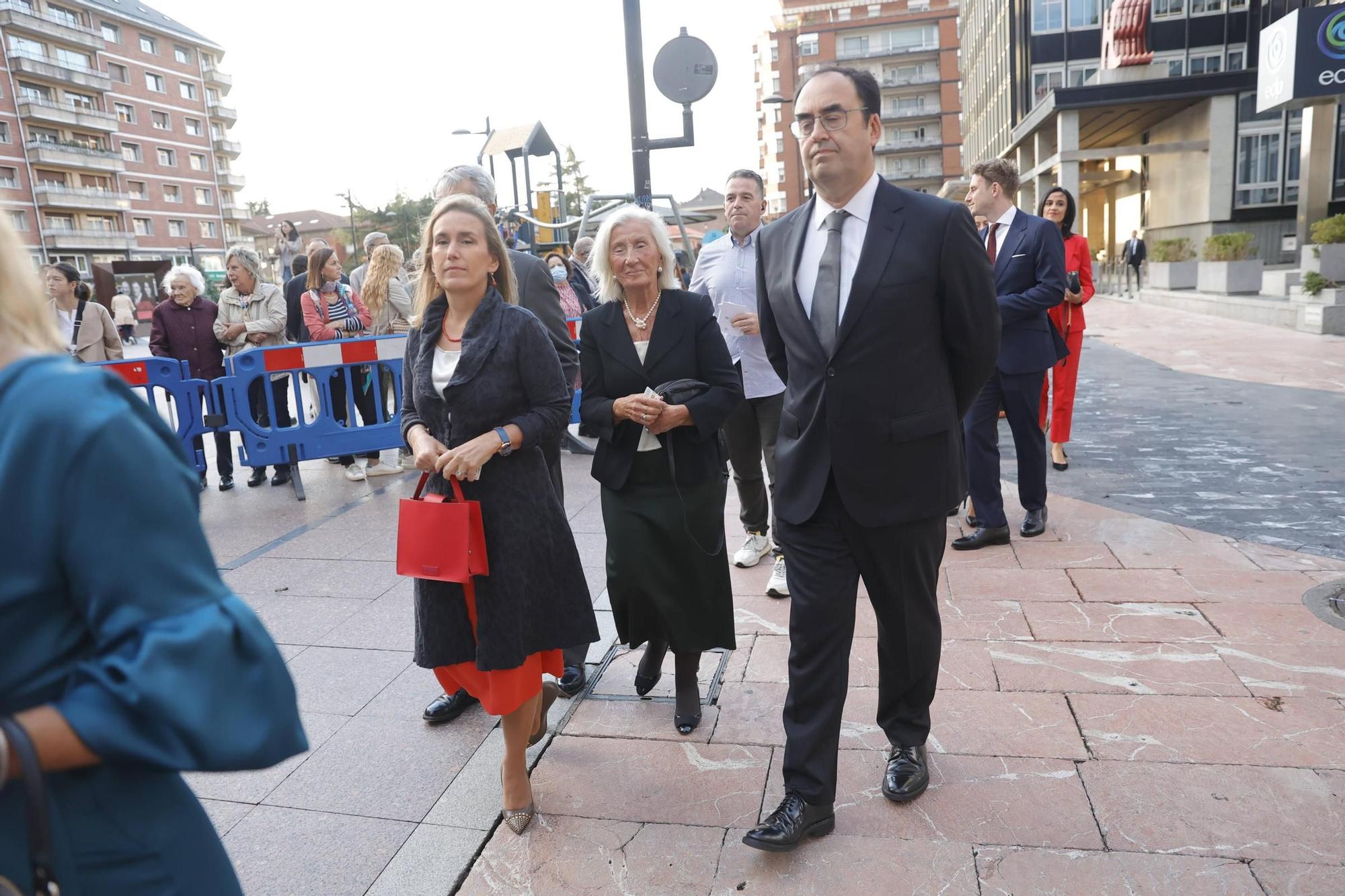 EN IMÁGENES: La Familia Real asiste en Oviedo al concierto de los premios "Princesa de Asturias"