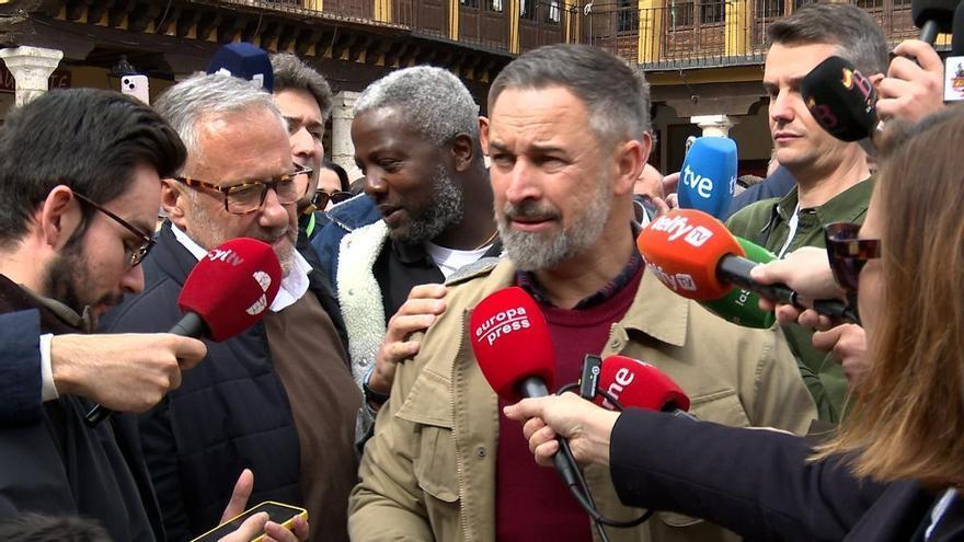 Abascal da instrucciones para que el diálogo en Extremadura avance de manera "muy clara"