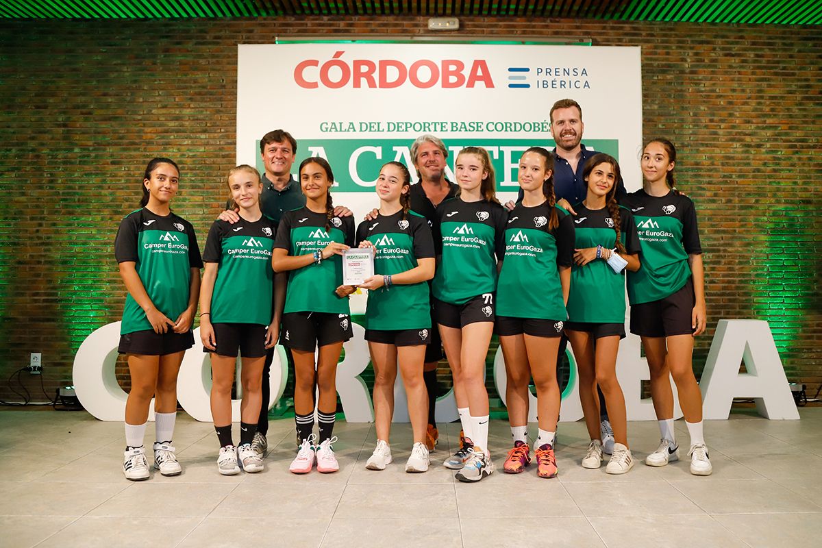 'La Cantera' premia a los referentes del deporte base