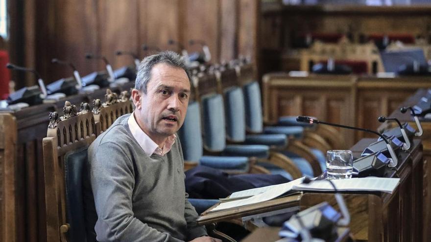 El consejero Zapico tacha de “bochornosa” la pérdida de la Agencia de Salud para Oviedo