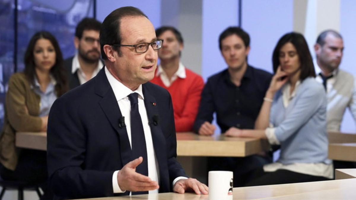 Francois Hollande  en una entrevista de Canal + en París.