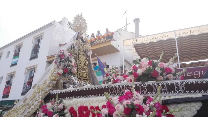 Salida de la procesión de la Virgen del Carmen en Torremolinos.