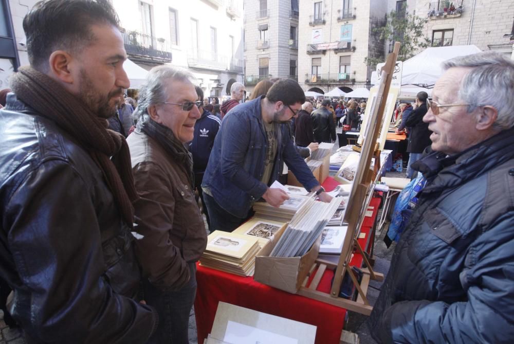 Milers de persones omplen el Barri Vell de Girona per Tots Sants - Fires de Girona 2018