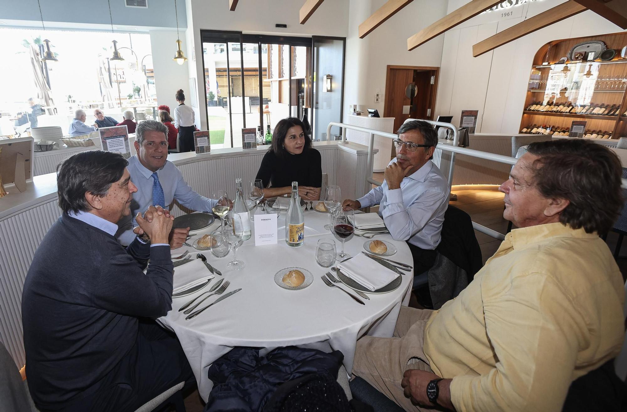 Comida de despedida de la Magistrada Monserrat Navarro en el restaurante Dársena