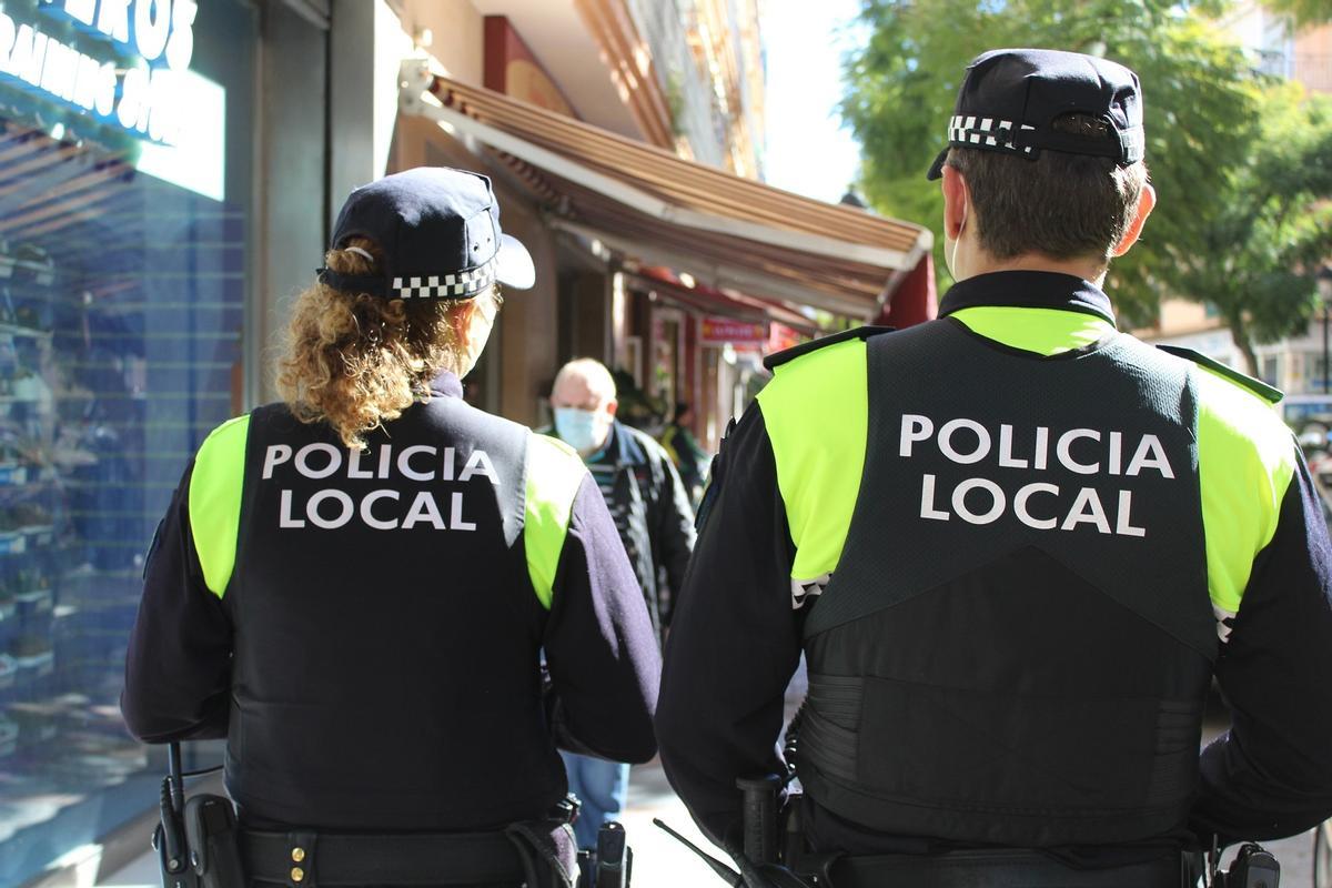Agentes de la Policía Local de Fuengirola.