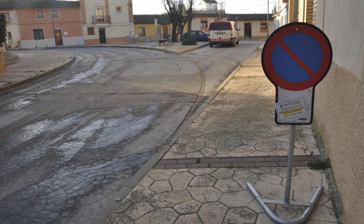 También se llevó a cabo la limpieza integral de las aceras y calzadas de Doctor Fleming.  | SERVICIO ESPECIAL