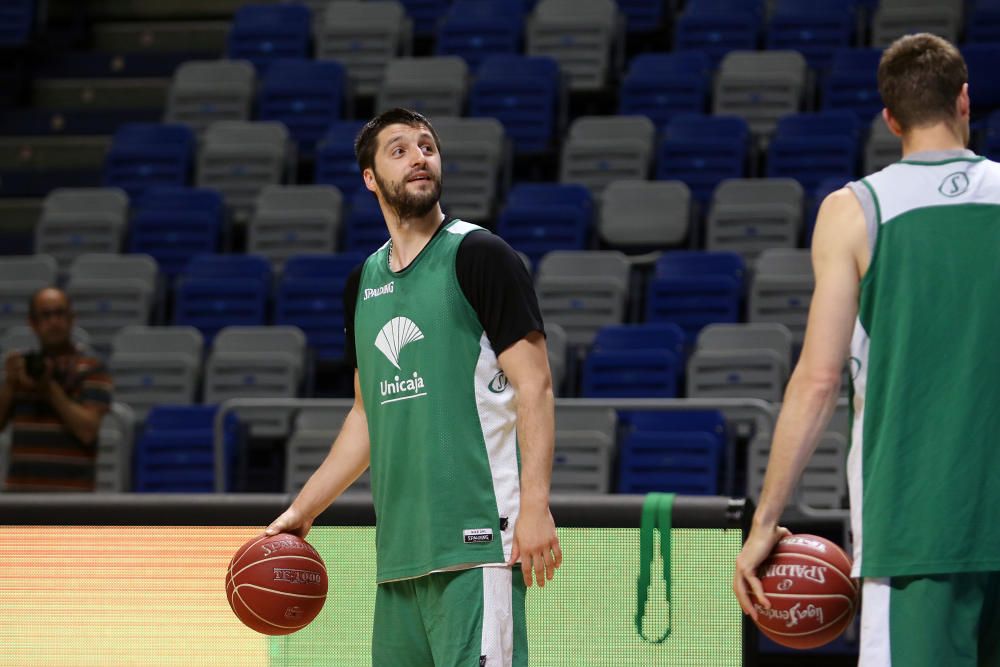 El Unicaja abre su entrenamiento al público