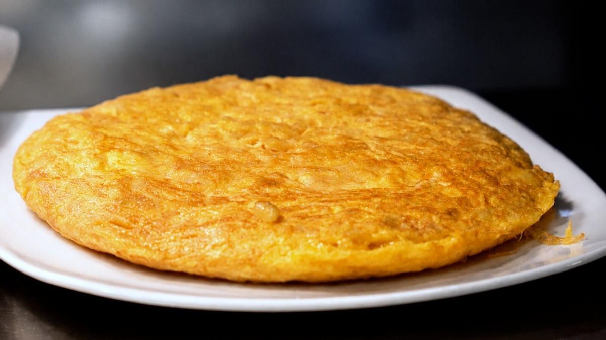 La tortilla del Bar Coruña, en Santiago.