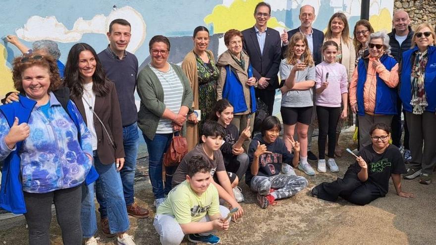 Afundación conciencia sobre la contaminación del mar en Baiona