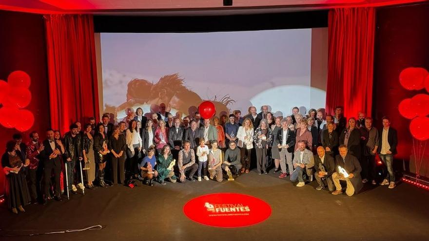El Festival de Fuentes abraza a Petra Martínez y premia ‘La opacidad del agua’