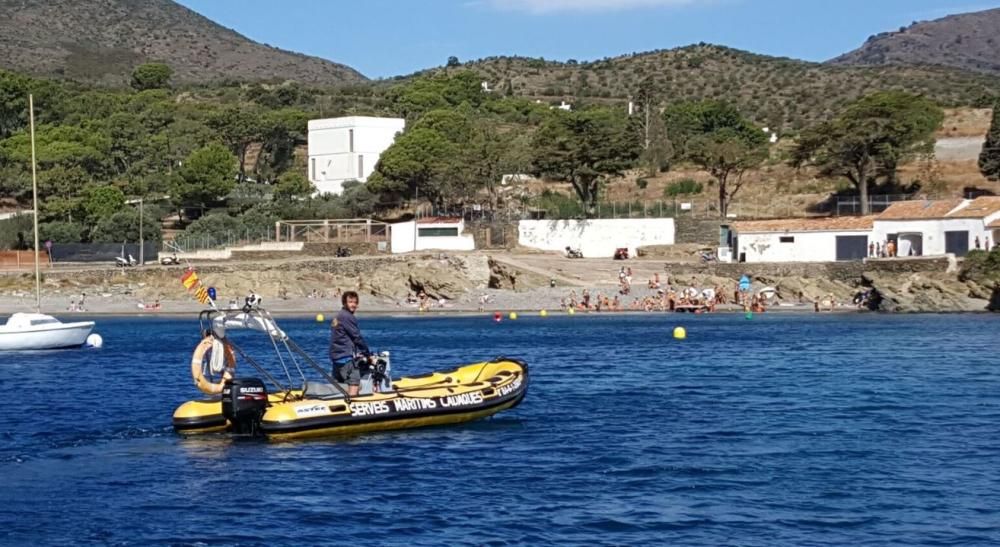 Els participants han recorregut nedant prop de 8 Km de 5 itineraris marins de l’Alt Empordà