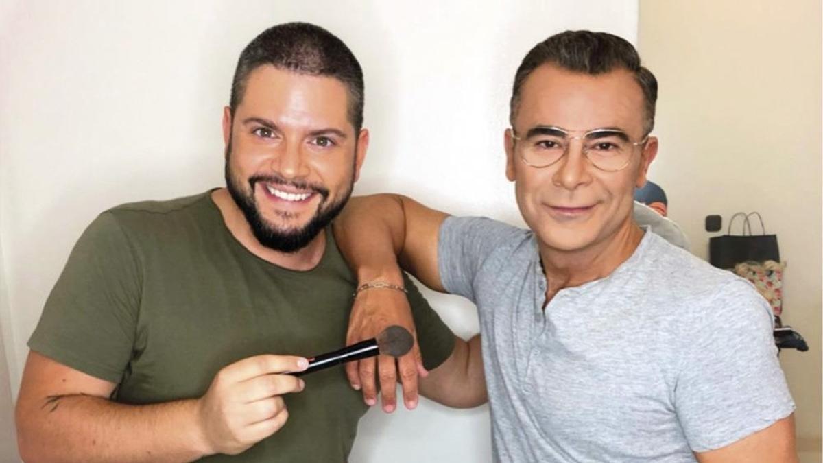 Jorge Javier junto a su maquillador