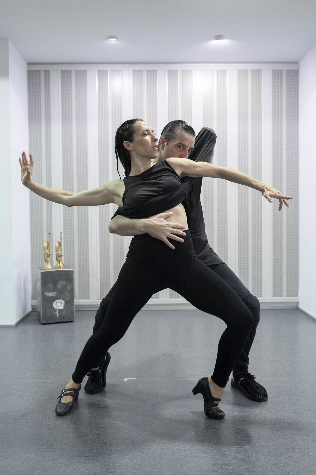 Andrés Marín y Ana morales durante un ensayo abierto de su nuevo obra, que estrenarán el próximo 14 de septiembre en el marco de la XXIII Bienal de Flamenco de Sevilla.