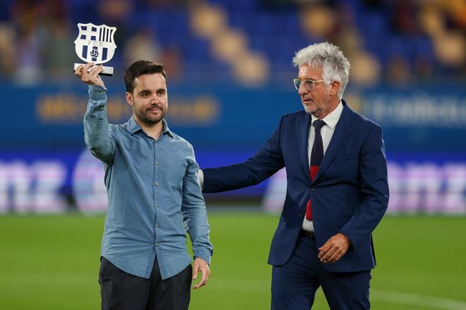 Liga F: FC Barcelona - Betis, el partido de despedida de Sandra Paños, Mariona Caldentey y Jonatan Giráldez, en imágenes