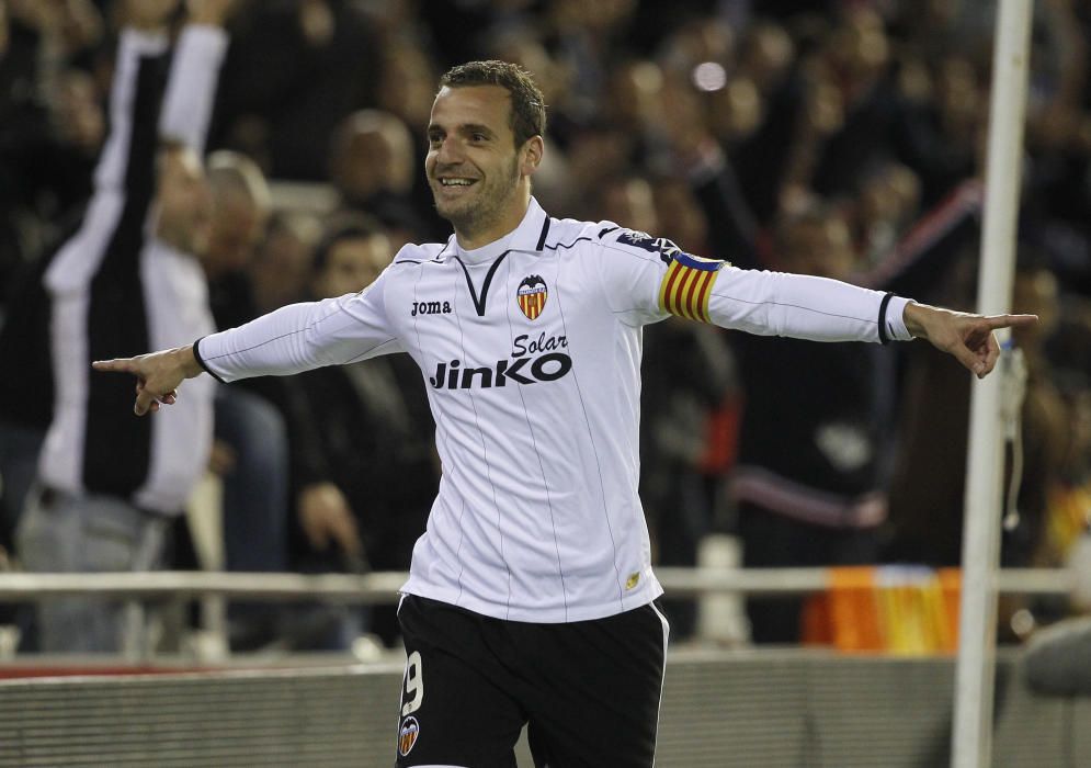 ROBERTO SOLDADO 2012/2013