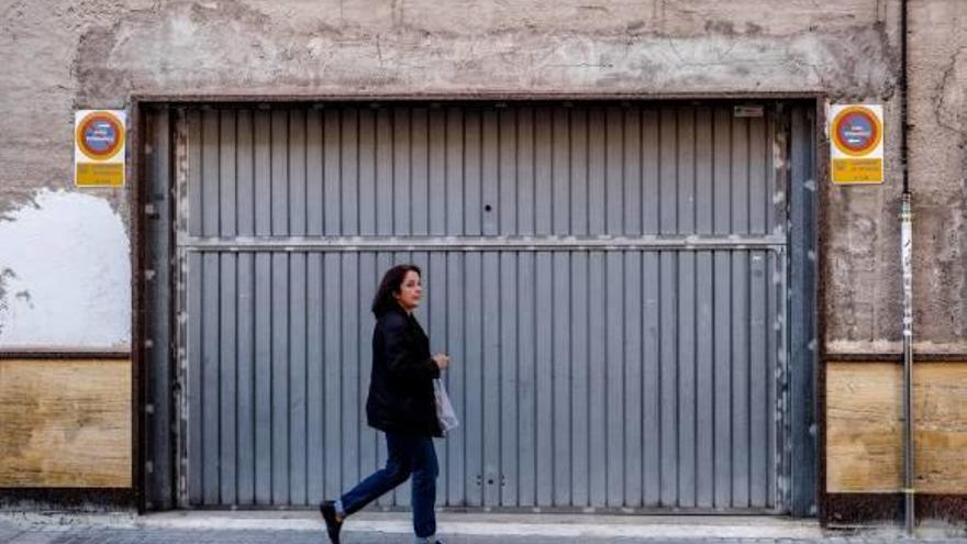 El Ayuntamiento de Novelda ofertará vados nocturnos contra la falta de aparcamiento