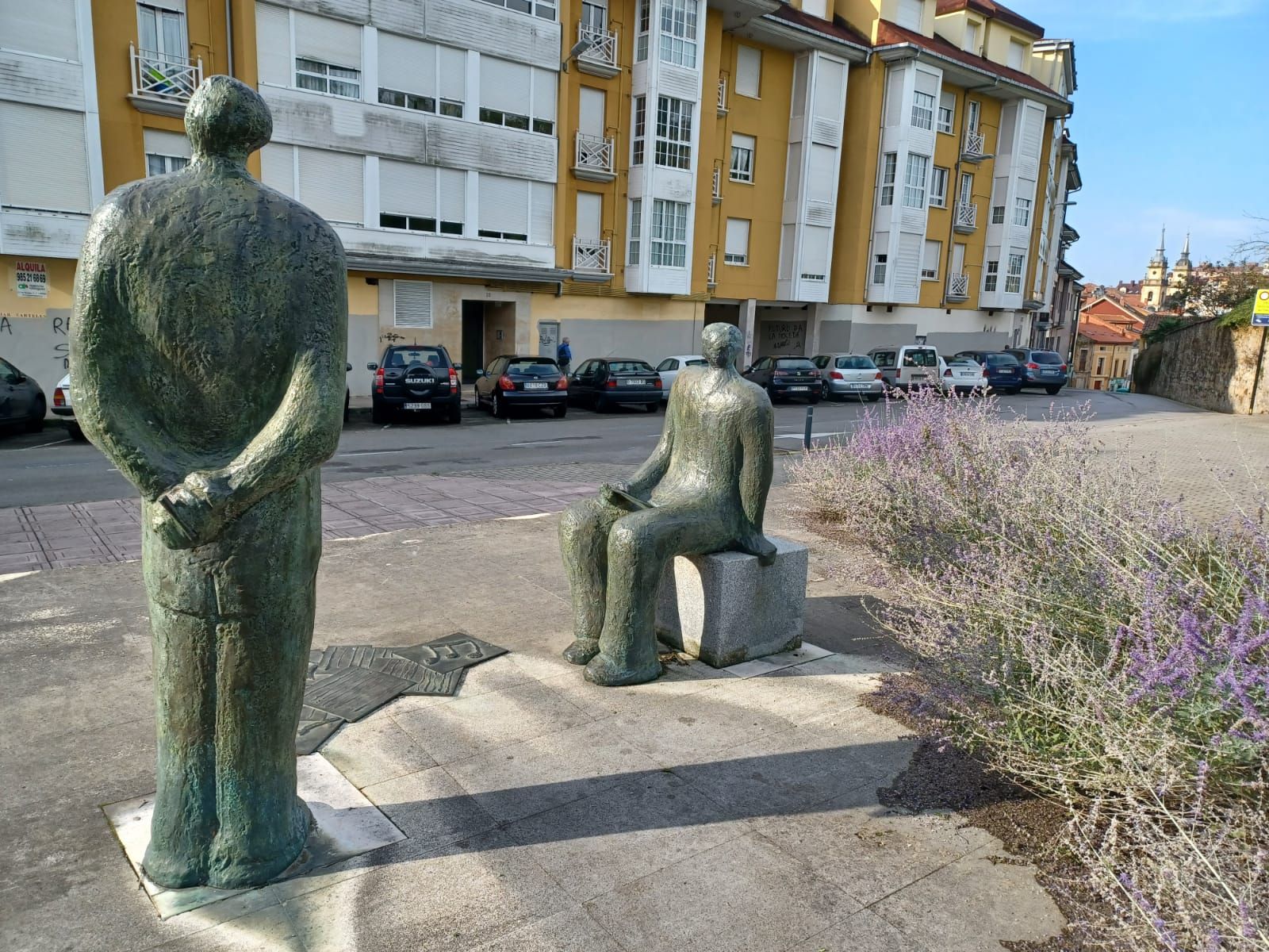 "A dos músicos de Pola de Siero", en el parque de la Música