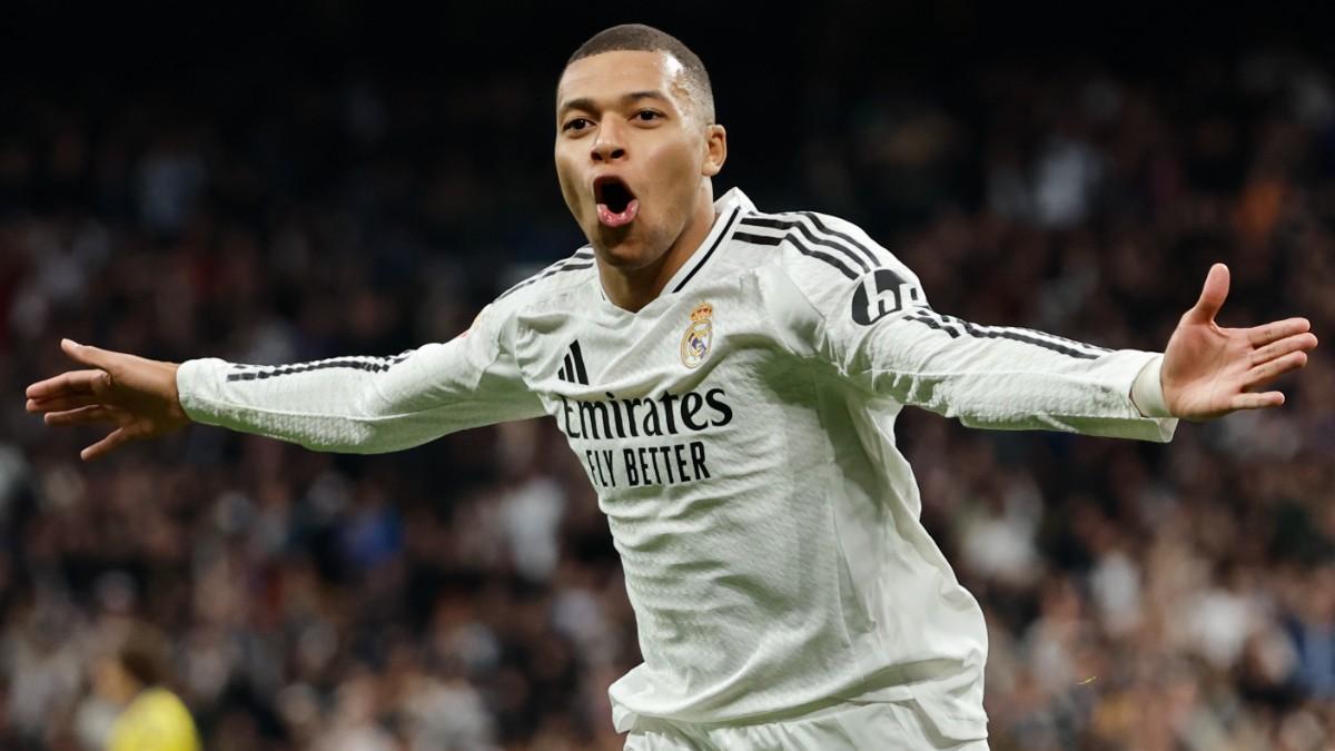 Mbappé celebra un gol con el Real Madrid