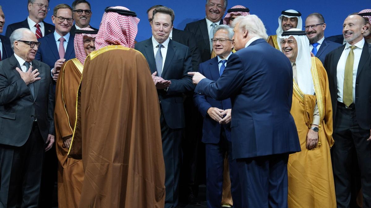 EEUU – ARABIA SAUDÍ | De Musk y el jefe de Nvidia a Cristiano Ronaldo: los millonarios que han ayudado a Trump a rehabilitar la imagen de Arabia Saudí y Bin Salmán