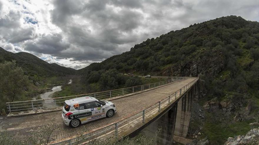 Quijada y Cuni, obligados a abandonar en Ourense