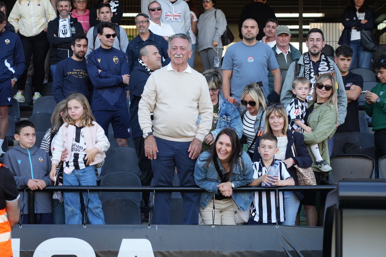 ¡Las mejores imágenes de la celebración del ascenso a Segunda Federación del Castellón B!