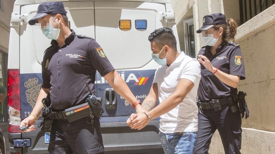 La Audiencia rebaja penas a 36 violadores por la nueva ley, entre ellos a la manada de Callosa