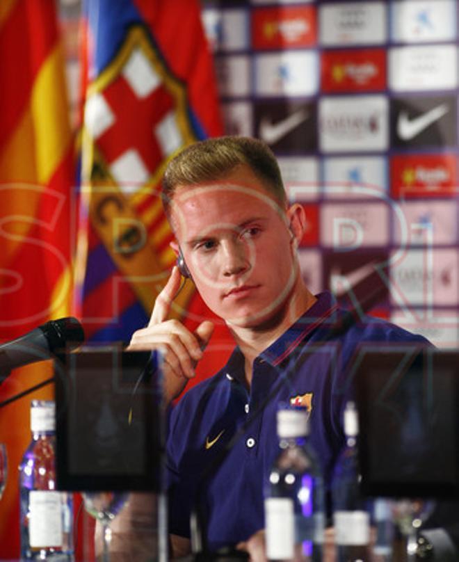 Las imágenes de la presentación de Ter Stegen