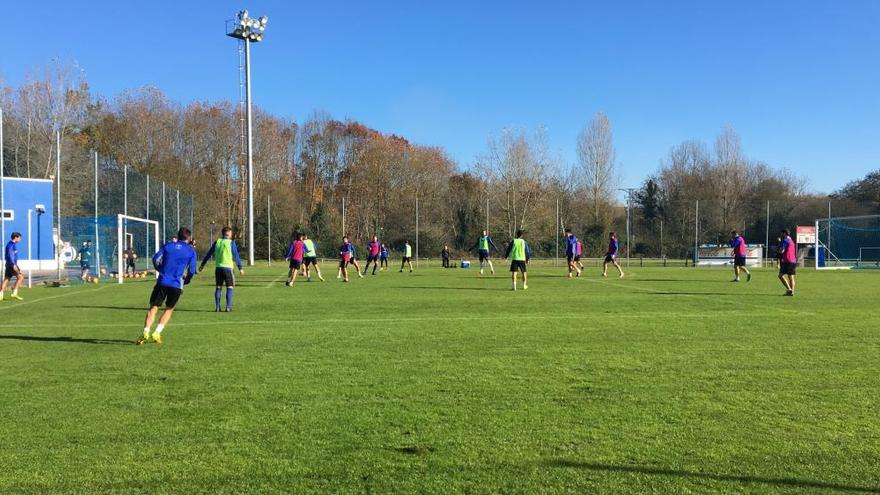 Los jugadores, hoy, en El Requexón