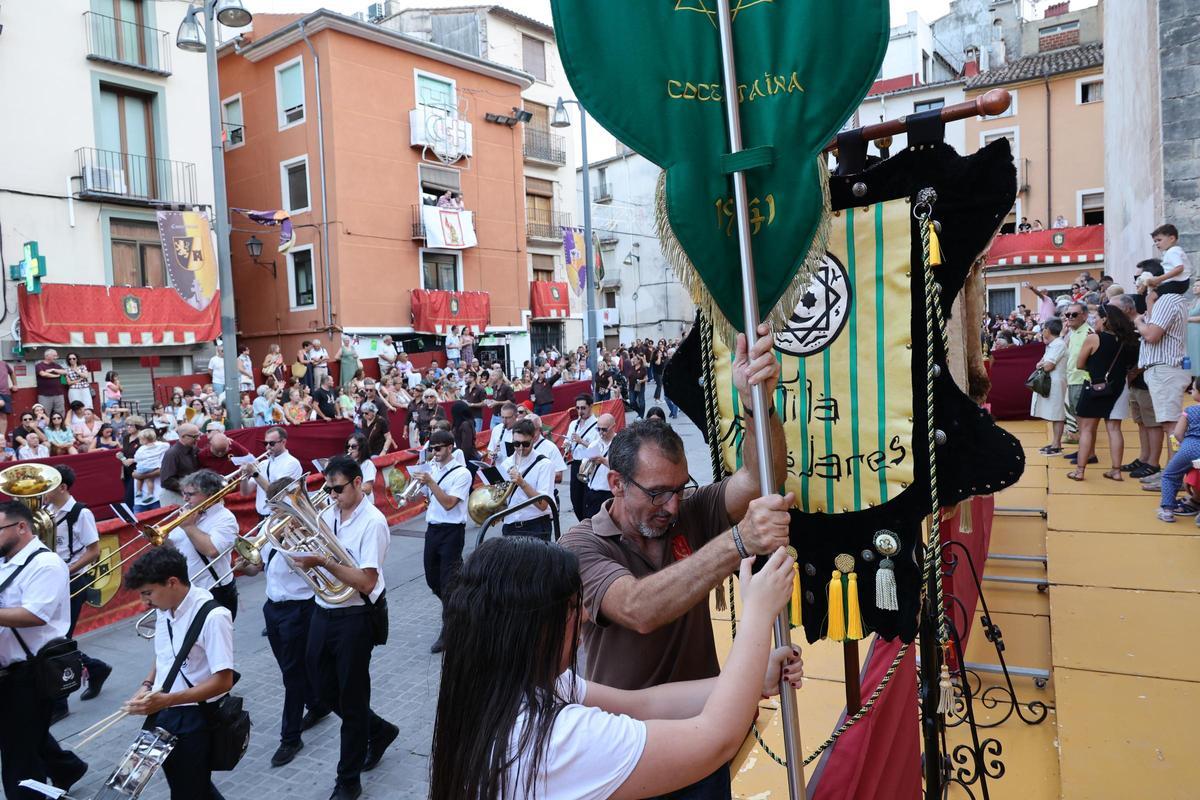 Imágenes del pistoletazo de salida de las Fiestas de Moros y Cristianos de Cocentaina