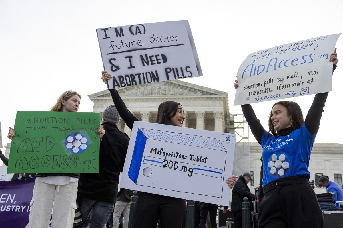 La Corte Suprema de Estados Unidos escucha argumentos sobre el fármaco abortivo mifepristona