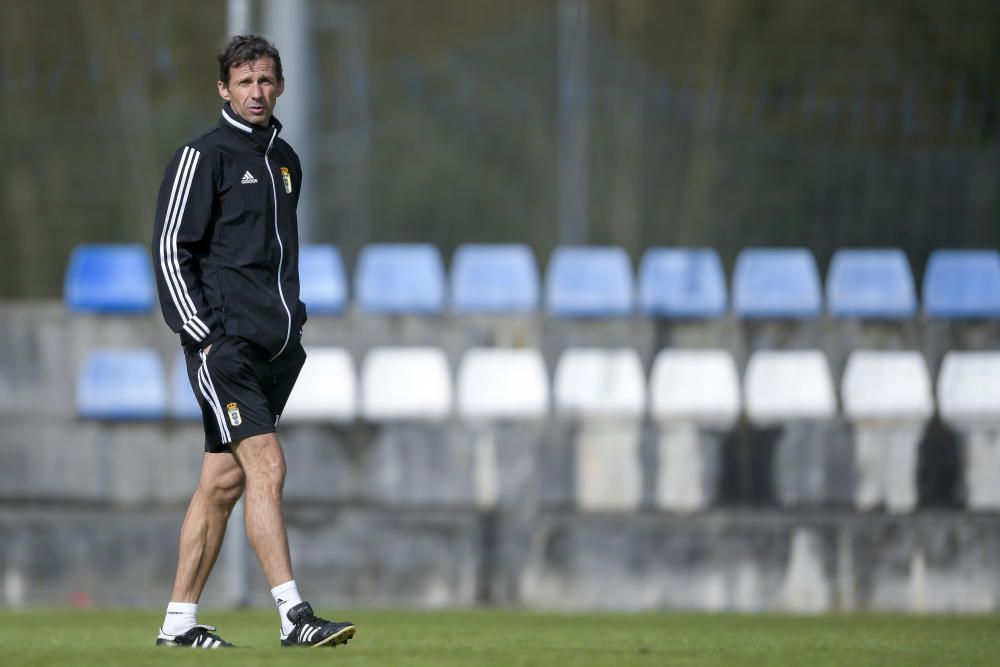 Entrenamiento del Real Oviedo en la crisis del cor