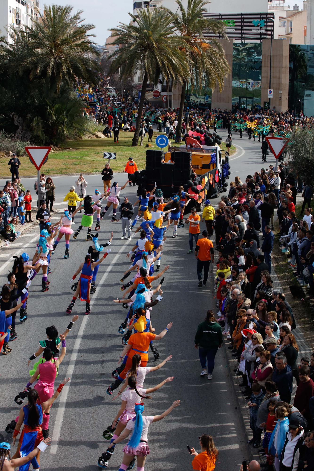 Todas las imágenes de la rúa del Carnaval de Ibiza 2023