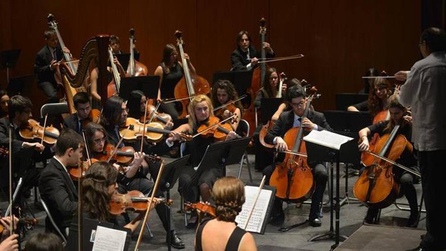 Concierto de la Joven Filarmonía Leo Brouwer