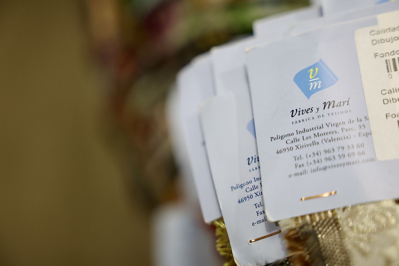 Carmen y Marta eligen sus espolines "Fallera Mayor de València"