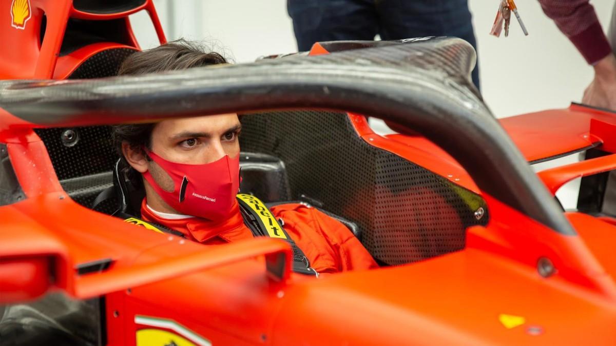 Sainz ya se prueba en el Ferrari