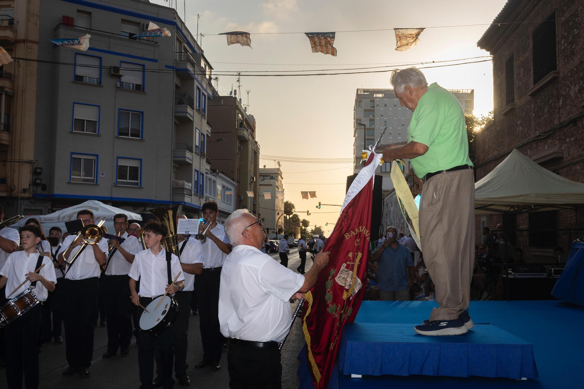 Así ha sido el pasacalle de bandas de música afectadas por la dana en la Torre