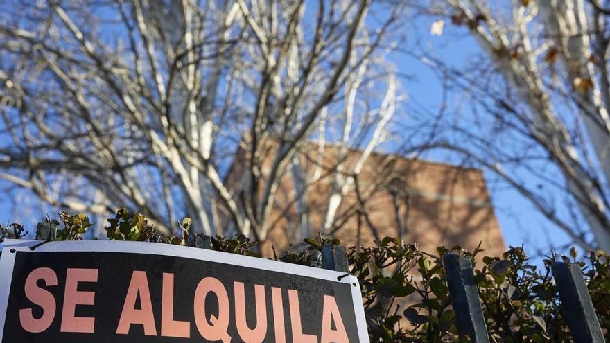 La izquierda denuncia el "batacazo" del gobierno local con su programa de impulso al mercado del alquiler y piden que se cancele ya