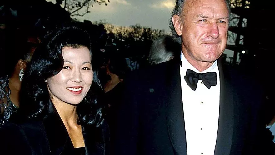 Pastillas y una llamada: el giro inesperado de la muerte "sospechosa" de Gene Hackman y su mujer
