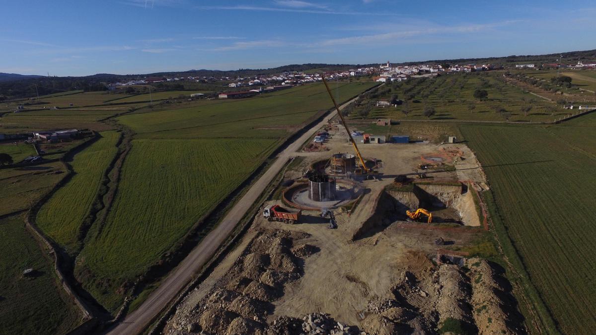 Vista aérea de la estación depuradora de aguas residuales de Bodonal de la Sierra.