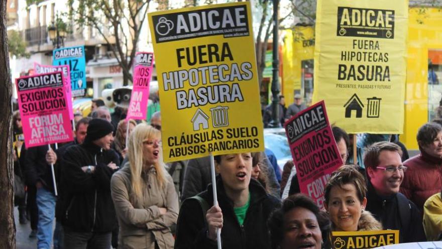 El juez anula la expulsión de dirigentes críticos de Adicae Valencia por la nacional