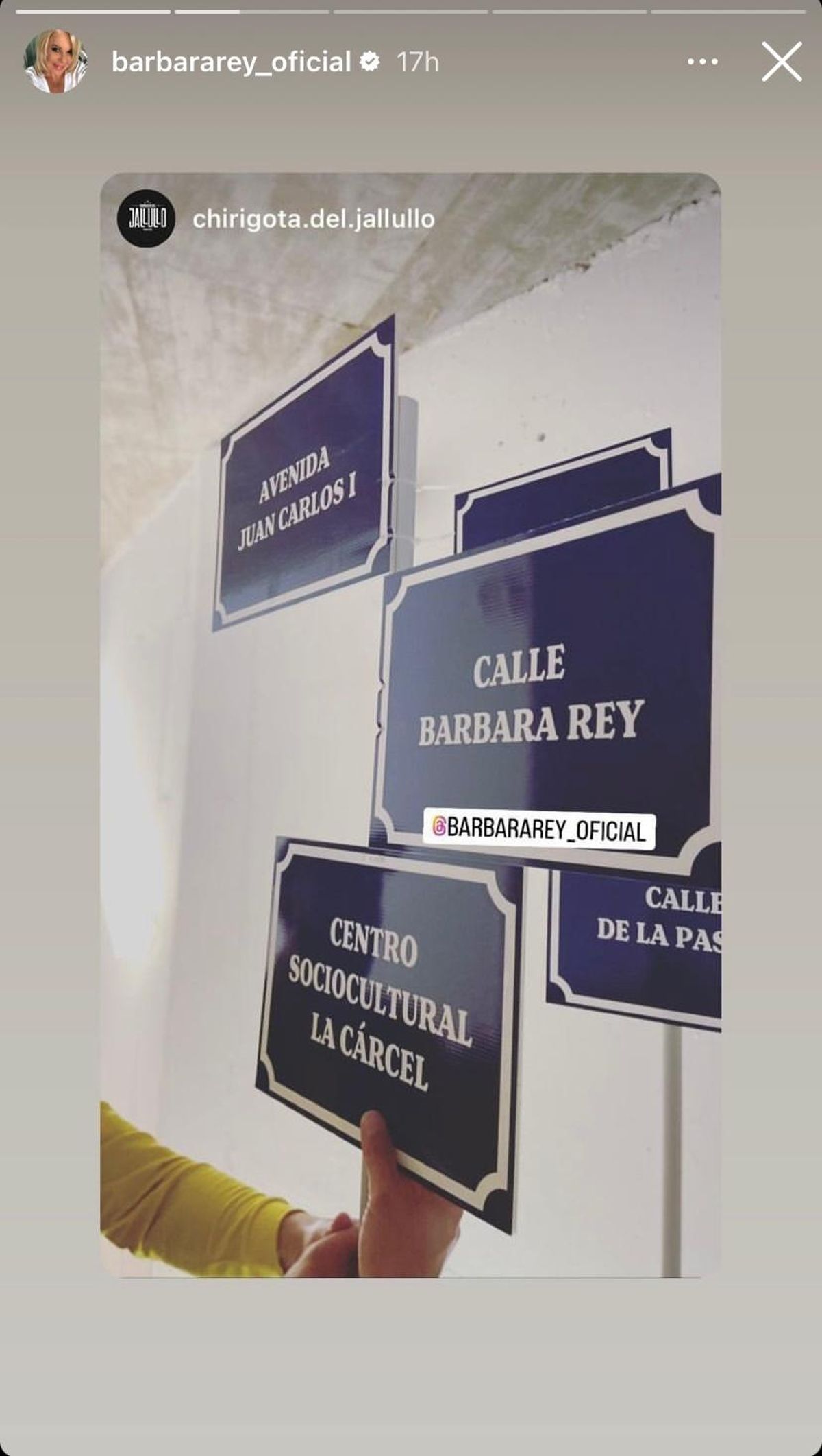 Bárbara Rey comparte en Instagram el 'atrezzo' de la Chirigota de Totana.