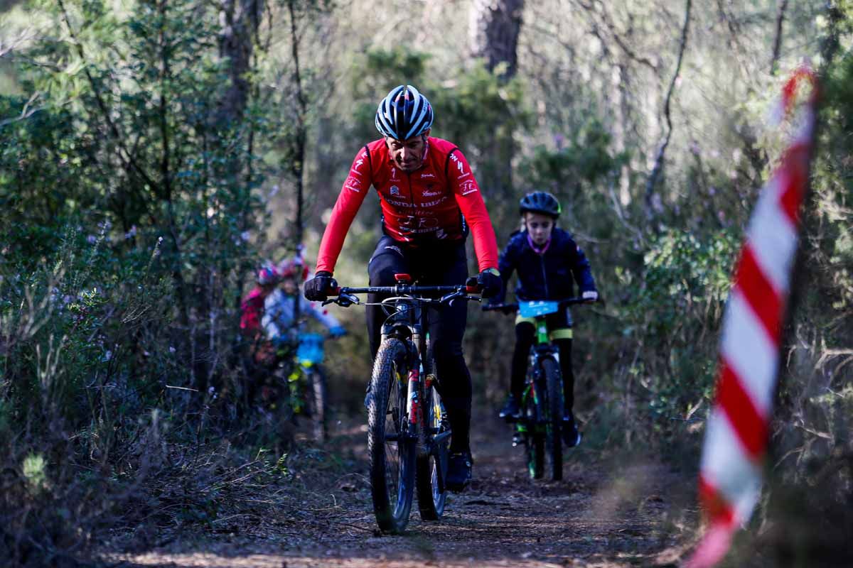 Clase magistral de ciclismo en Forada