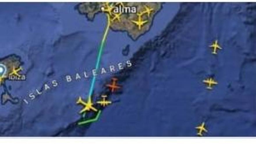 Los 18 desaparecidos de la patera con destino a Ibiza se fueron tirando al mar al quedarse sin agua ni comida