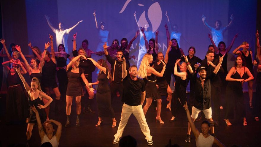 Der Robinson Club Cala Serena wird 50: Ein Mikrokosmos in Partystimmung