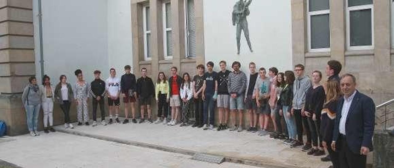 Estudiantes de Normandía en el Museo da Cornamusa. // Iñaki Osorio