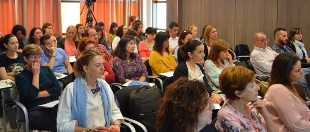 Técnicos de diferentes ayuntamientos, ayer, en las jornadas celebradas en la Mancomunitat.