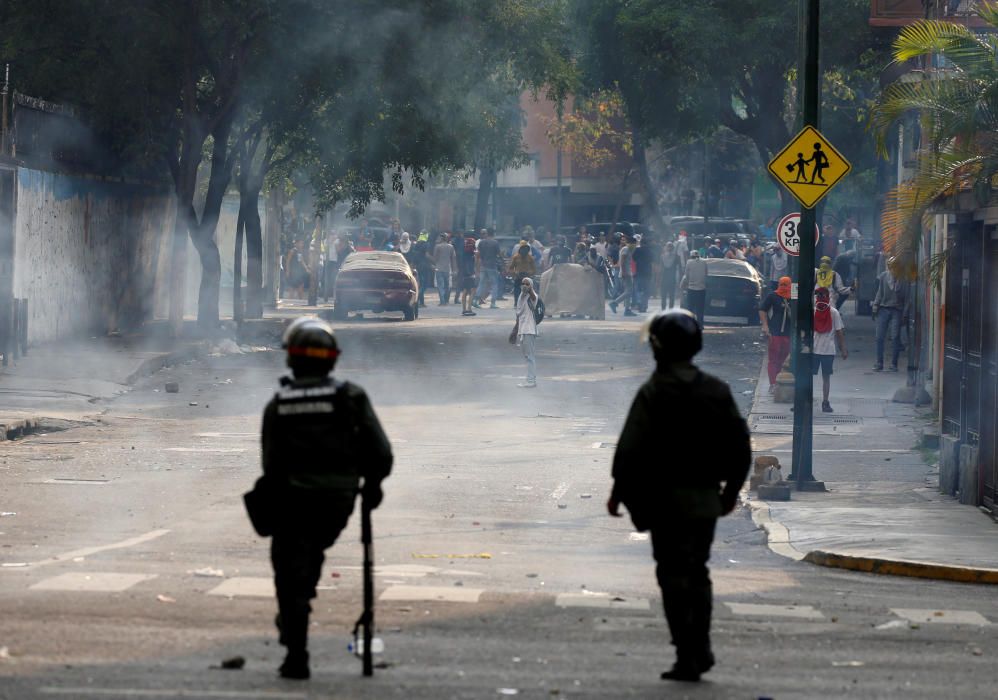 Continúan las protestas contra Maduro en Venezuela